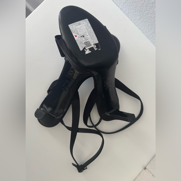 Tony Bianco Black Sandals with Slingback and Bow - Picture 4 of 4